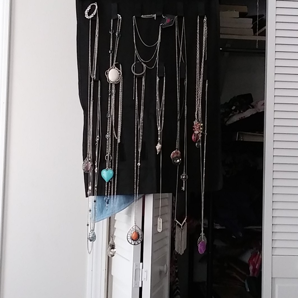 Brand new Long necklaces 5$ each